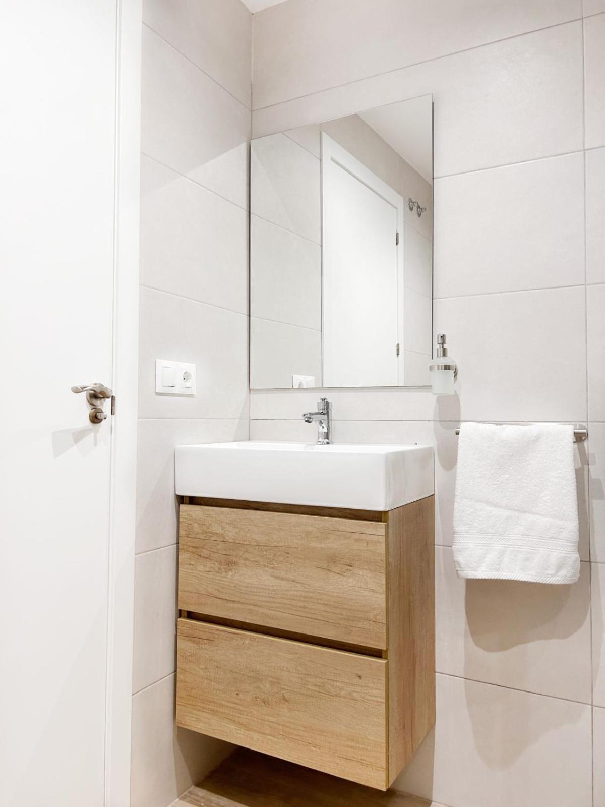 Apartamento Junto A Ruzafa Cerca Del Centro Valencia Exteriör bild